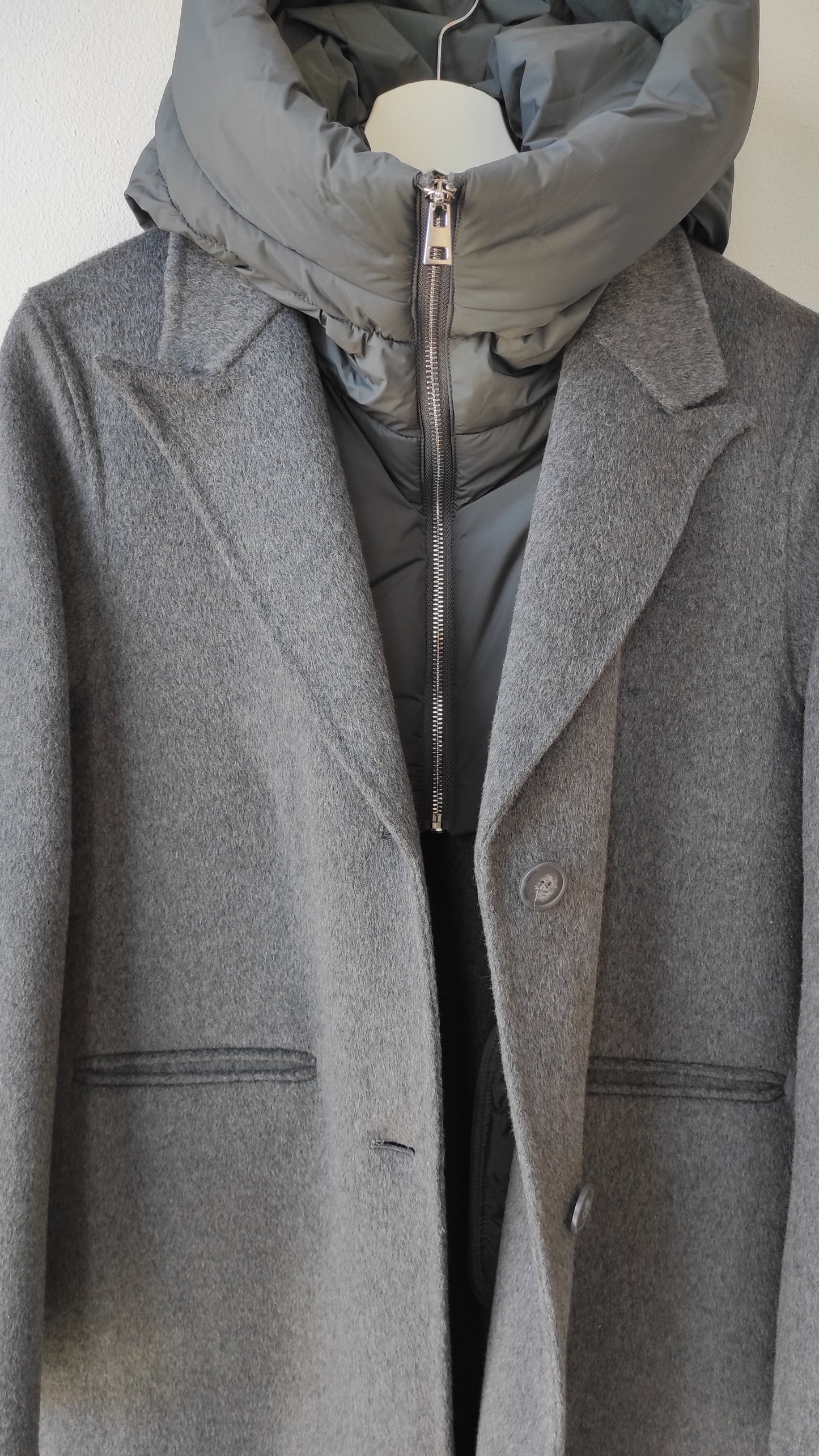 CAPPOTTO CON SPACCHI