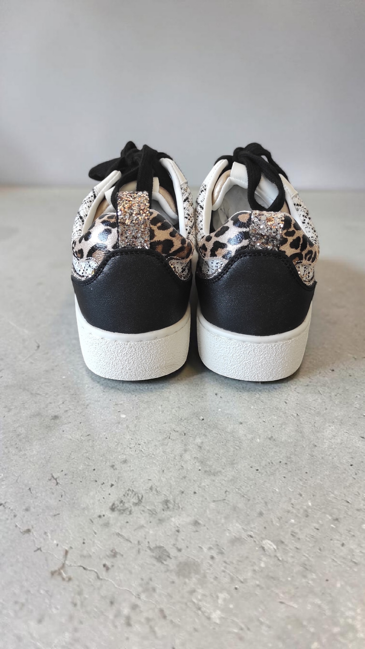 Sneakers con inserto in tessuto