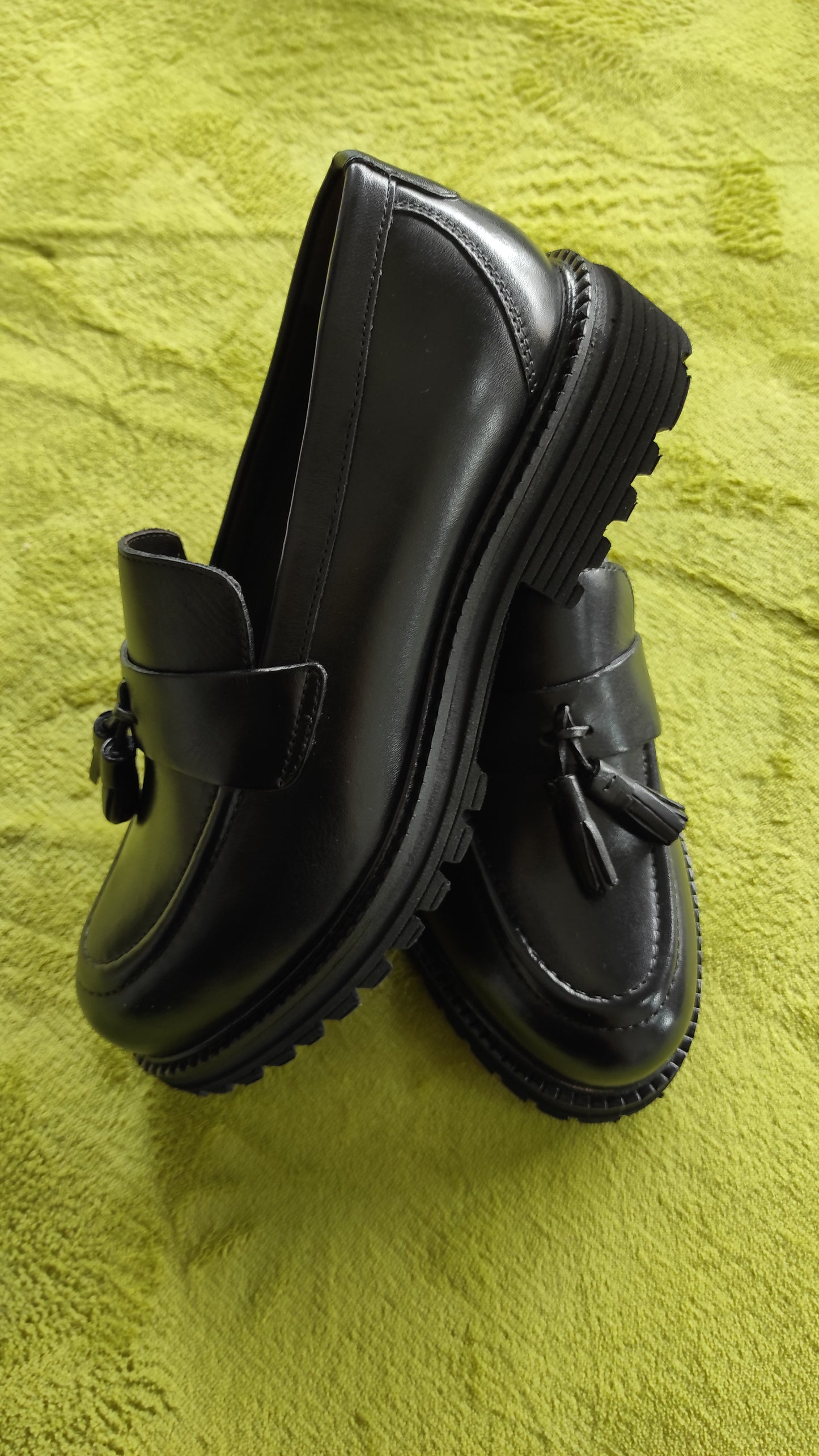 MOCASSINO IN PELLE NERA