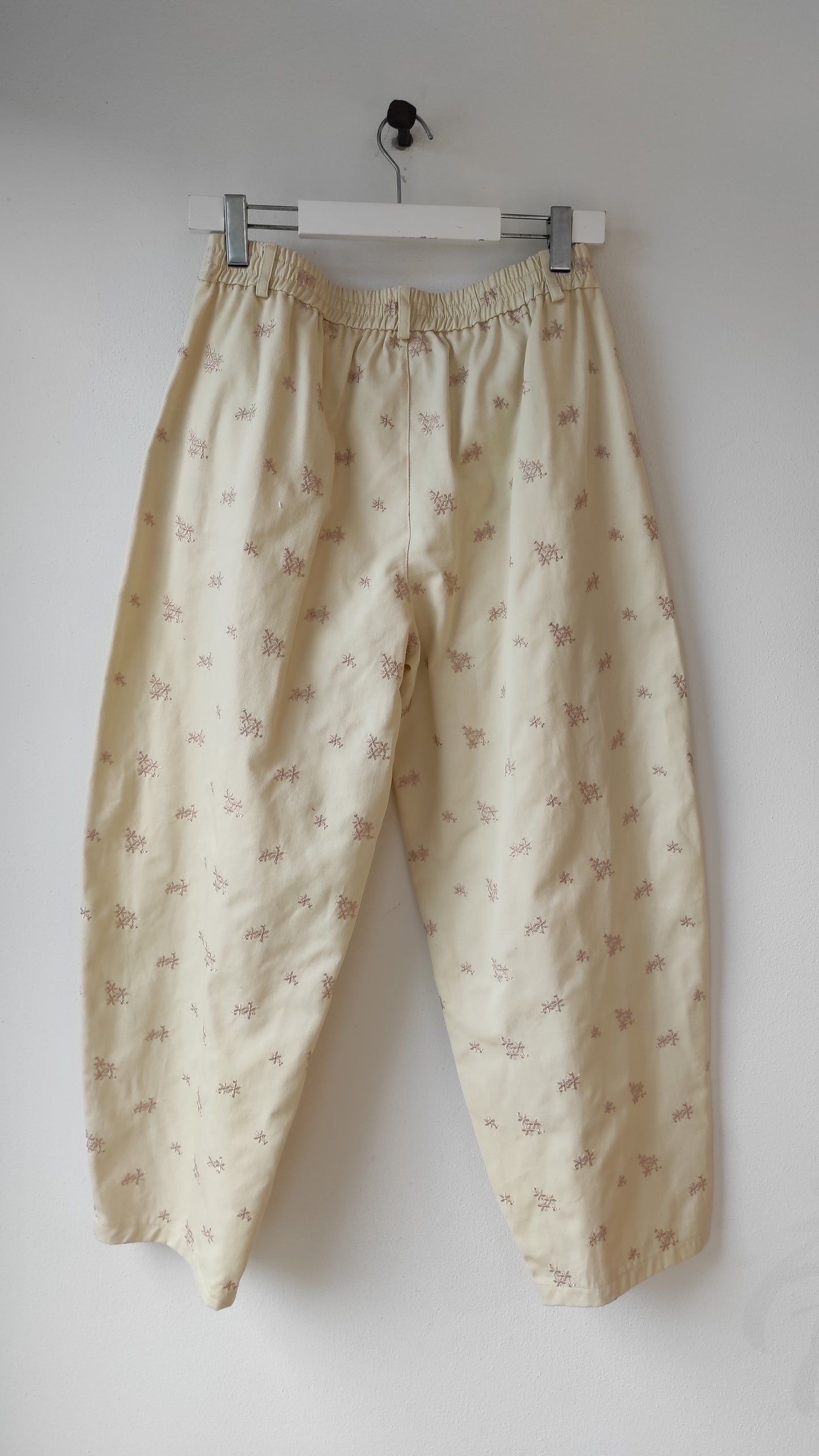 PANTALONI RICAMATI